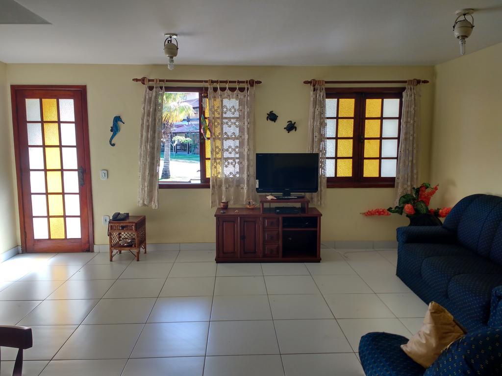 Casa 4 Quartos Em Frente A Grande